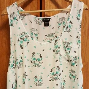 Torrid Flower Skull Tank. Size 3.